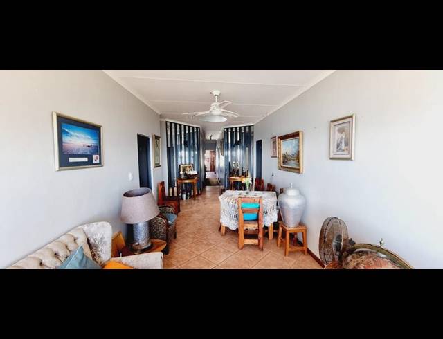 9 BEDROOM HOUSE FOR SALE IN DE BAKKE